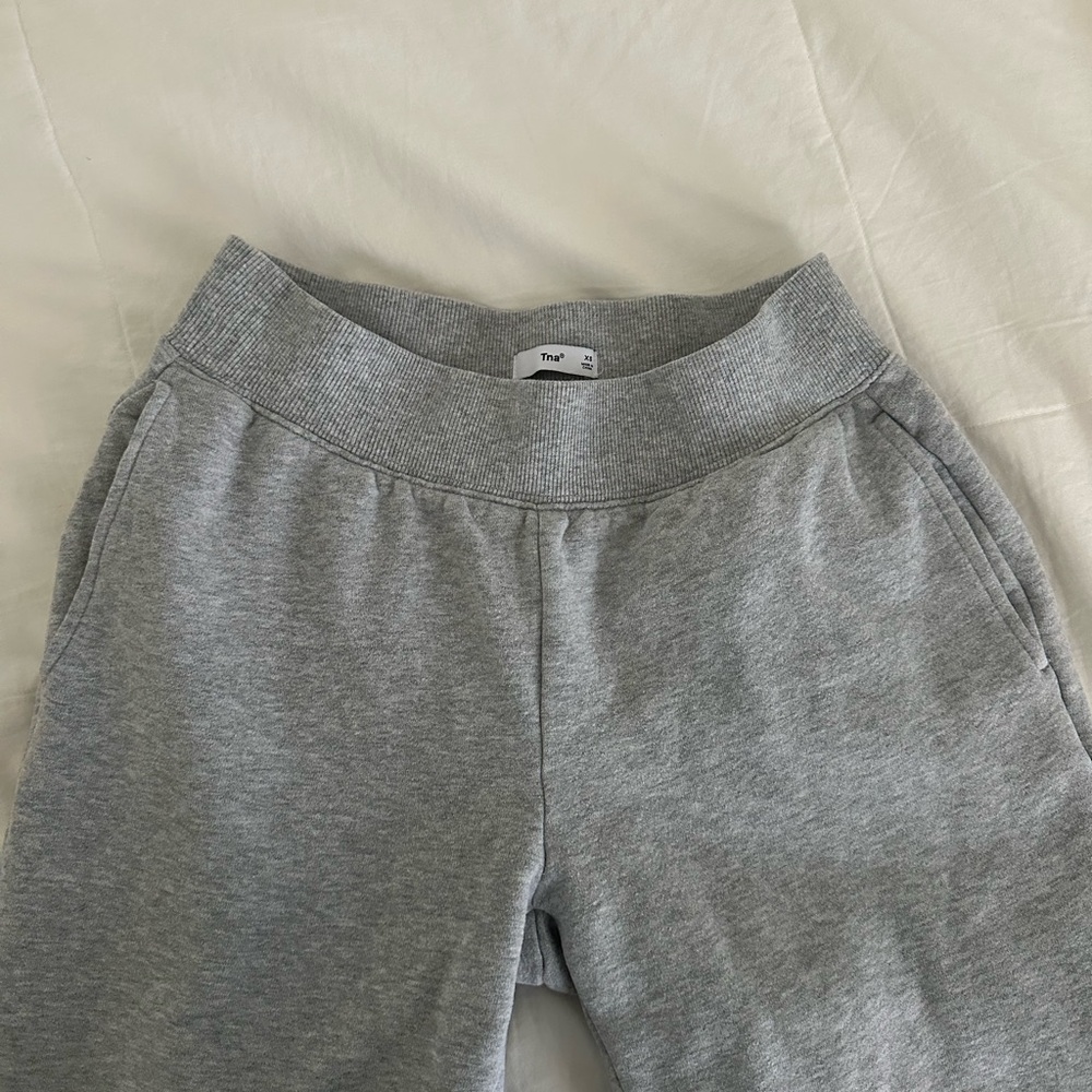 Aritzia/TNA Gray Sweatpants